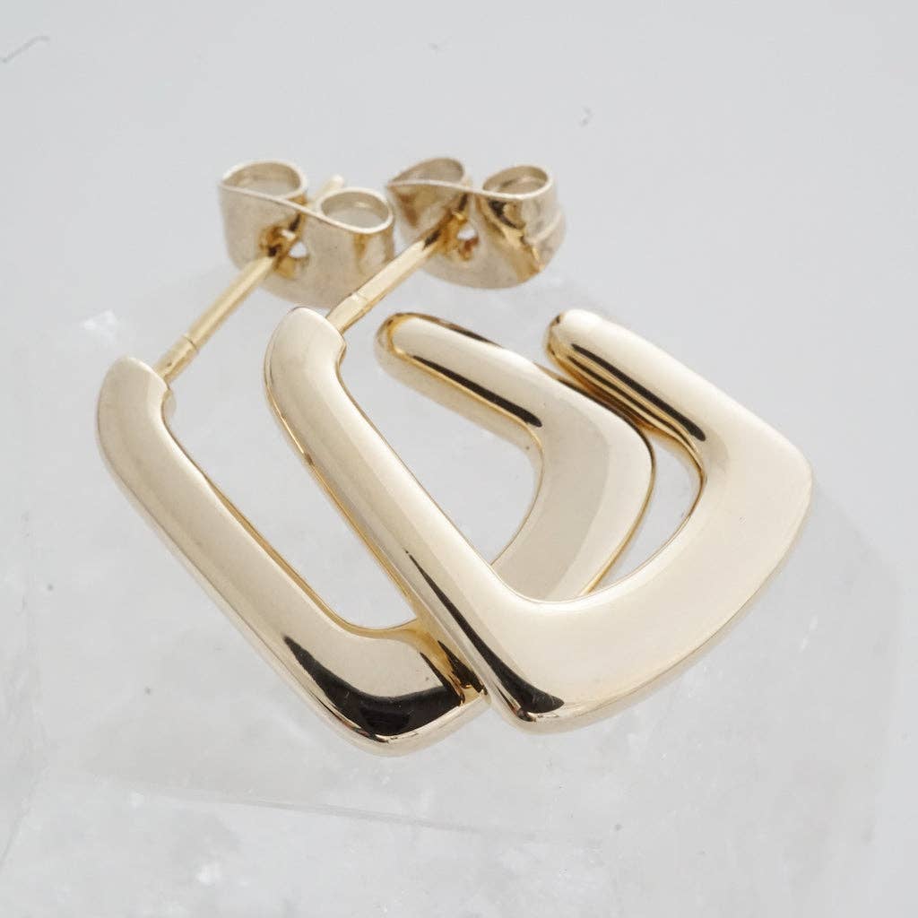 Demi Hoops