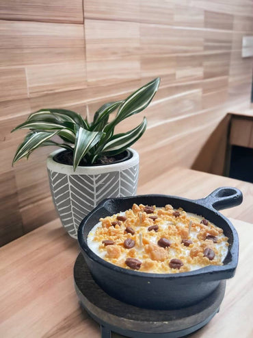 Coffee Cake Iron Skillet Candle 8 oz