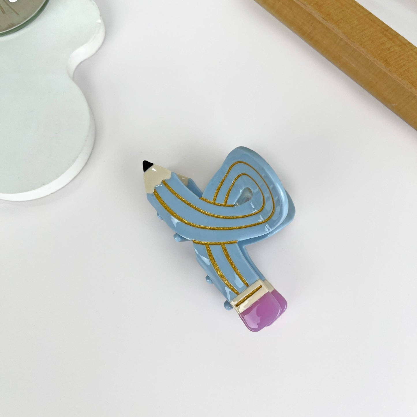 Pencil hair claw clip