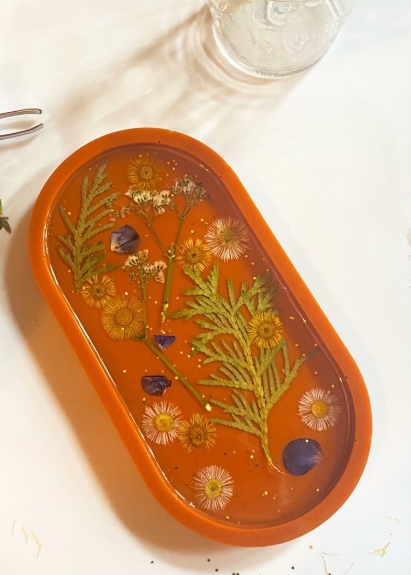 Dried Floral Botanical Resin Tray Workshop on May 23rd