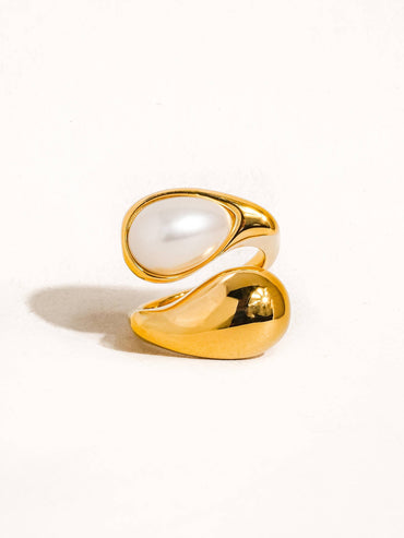 Sloan Gold Pearl Wavy Ring