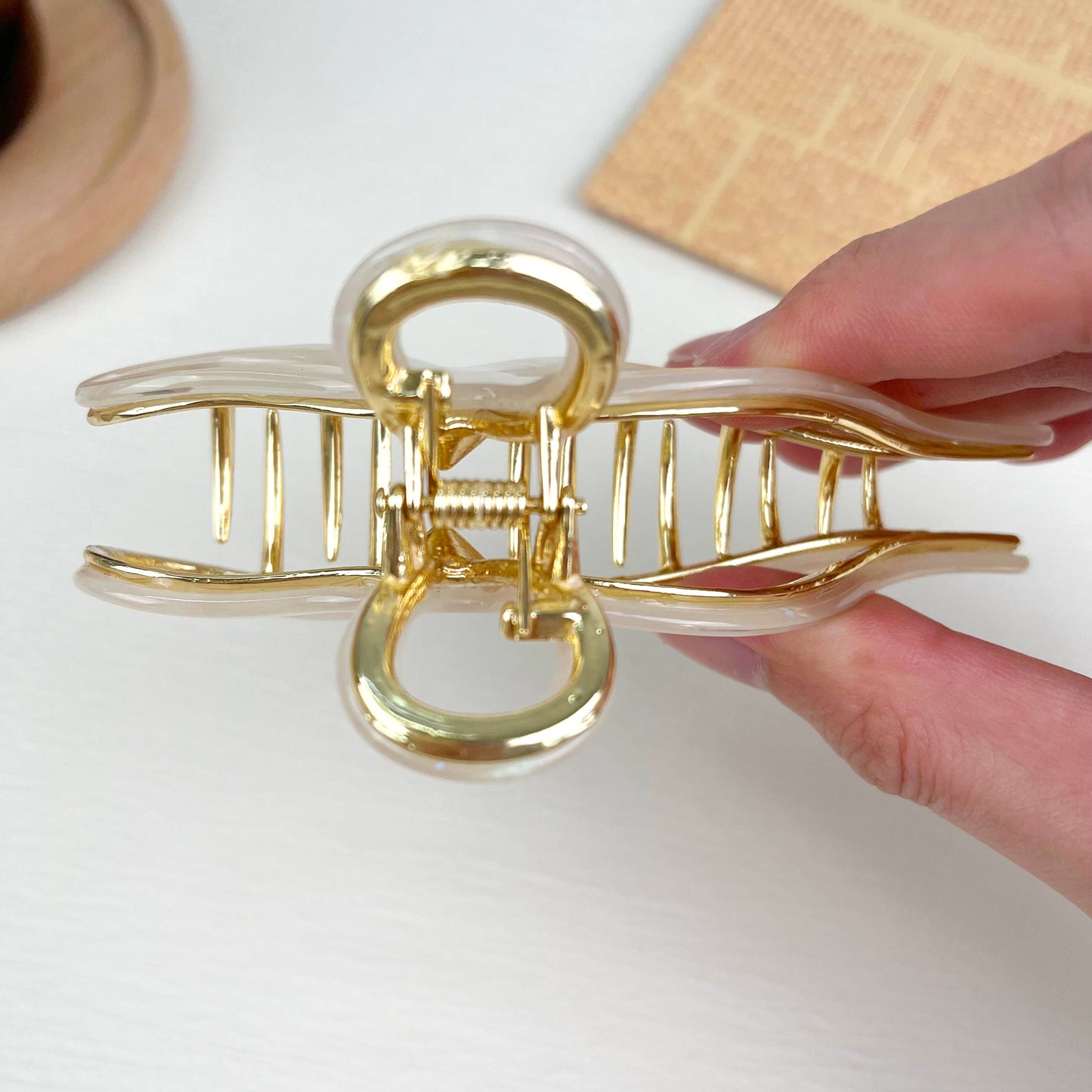 White bow hair clips gold metal claw clip