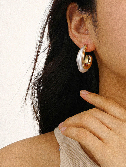 Kinsley Pearl Hoop Earring