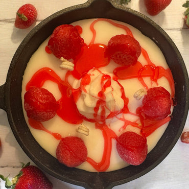 Strawberry Cheesecake Skillet Candle 8 oz