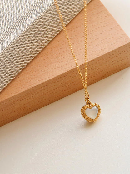 Josie Gold Vintage Heart Pendant Necklace