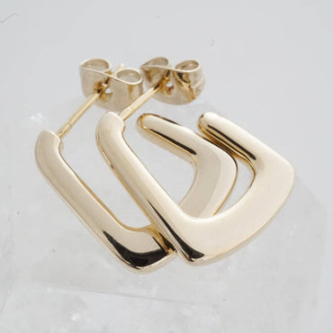 Demi Hoops