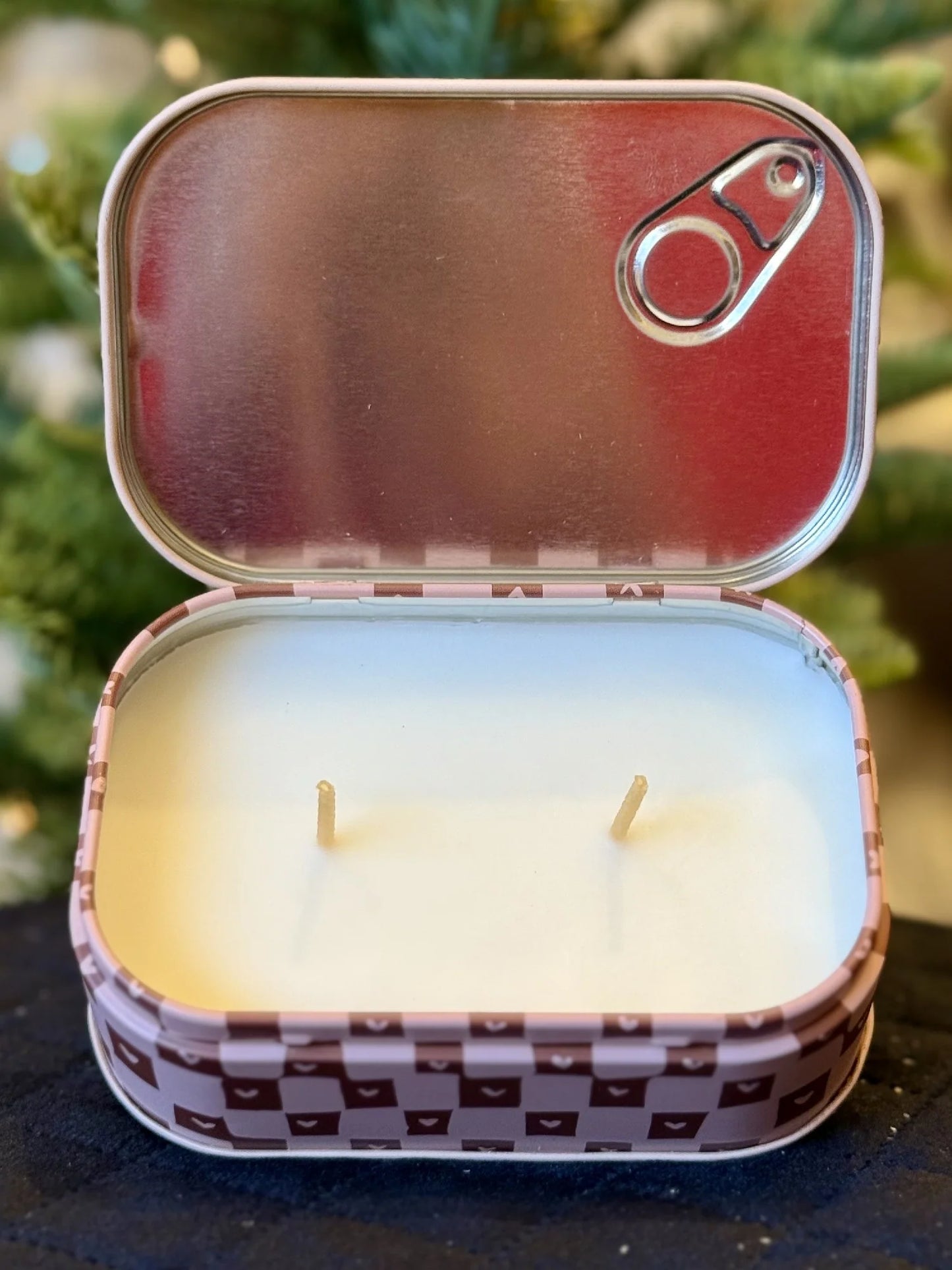 Gingerbread Tin Candle