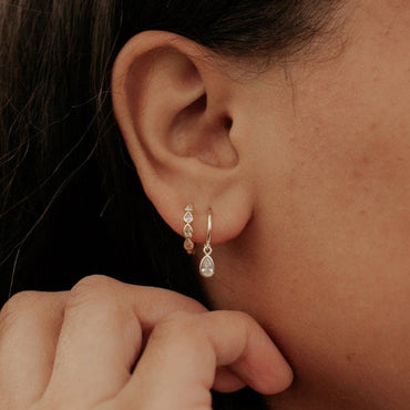Gift shop jewelry delicate raindrop huggie hoops

