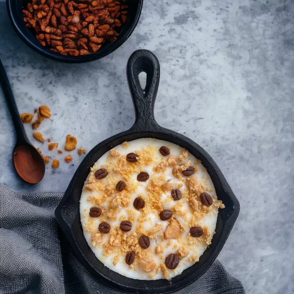 Coffee Cake Iron Skillet Candle 8 oz
