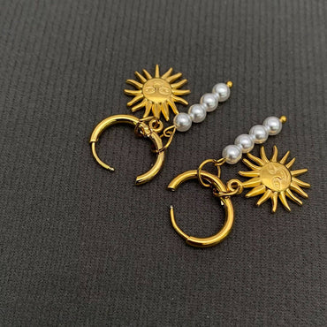 Pearl & 18K Gold Plated S.Steel Sun Huggie Earrings