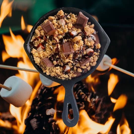 Smores Iron Skillet Candle 8 oz