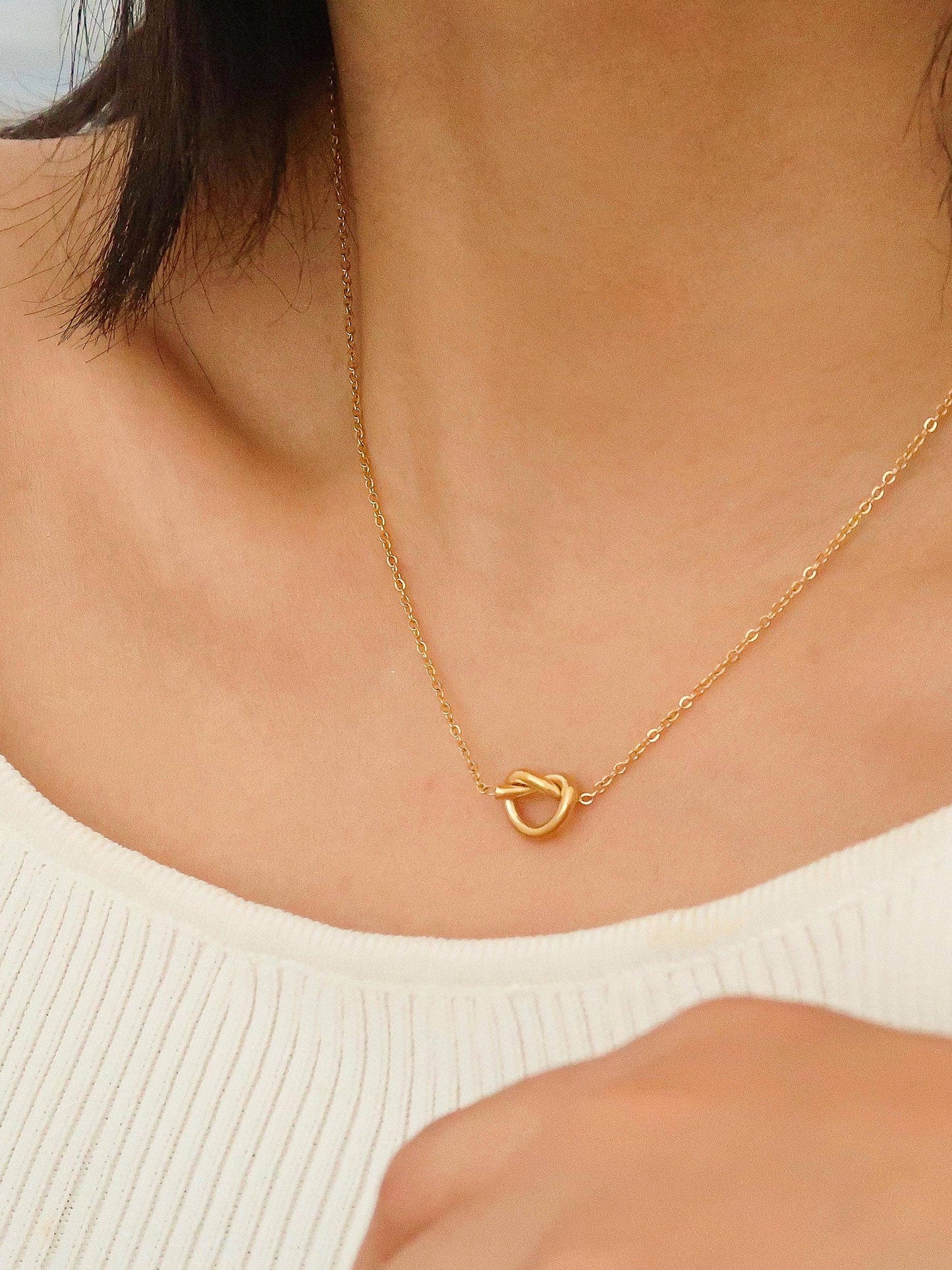 Aimee 18K Gold Yellow Gold Petite Heart Necklace
